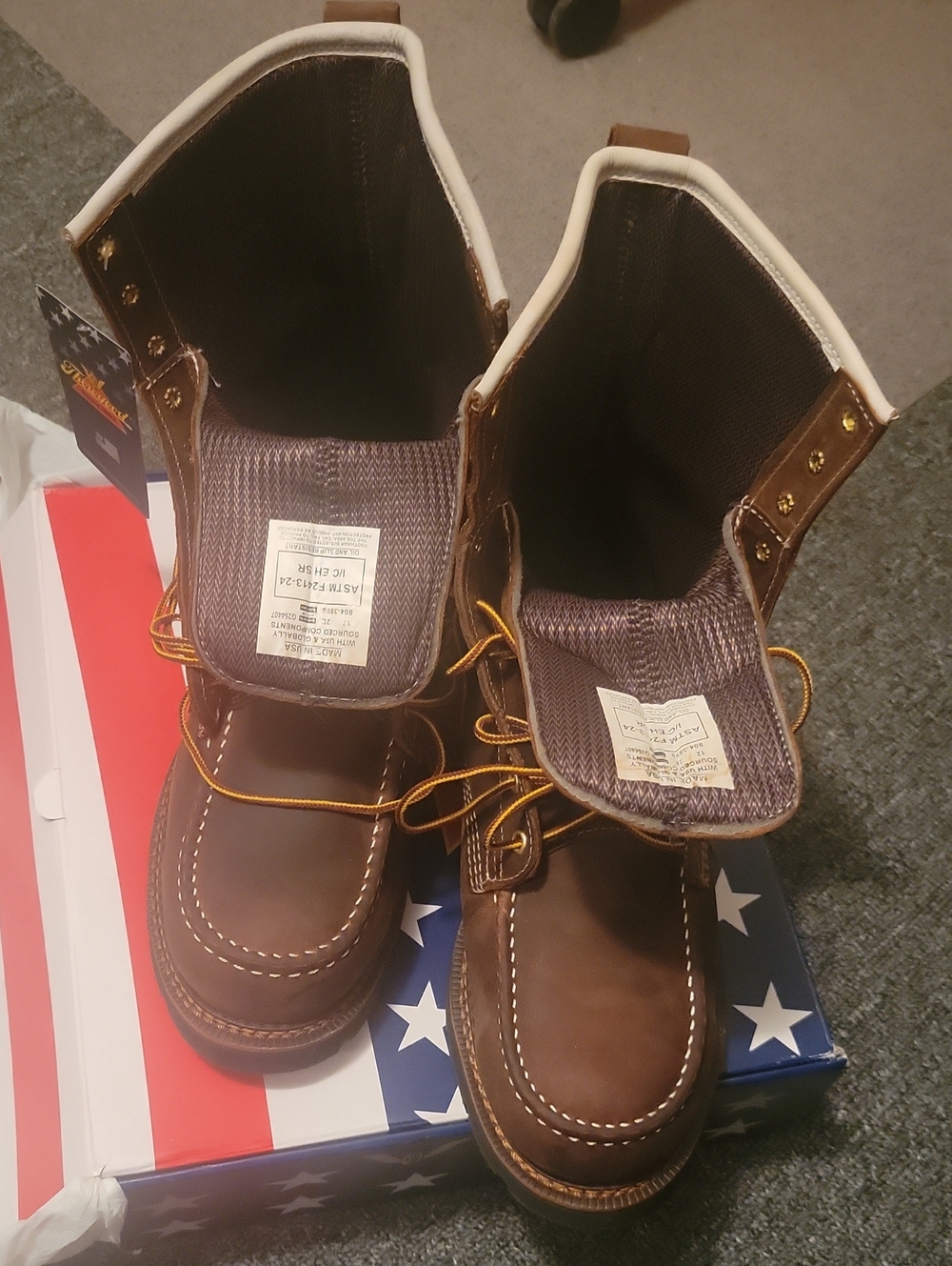 Men's Brown Moc Toe Work Boots - Lace-Up Casual Comfort